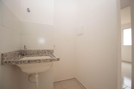 Apartamento à venda com 45m², 2 quartos e 1 vaga Apartamento à venda com 45m², 2 quartos e 1 vagaCozinha e Área de Serviço