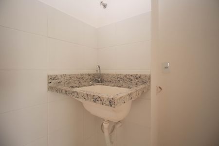 Apartamento à venda com 45m², 2 quartos e 1 vaga Apartamento à venda com 45m², 2 quartos e 1 vagaCozinha e Área de Serviço