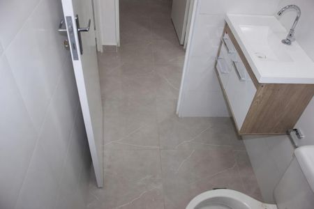 Casa para alugar com 60m², 1 quarto e sem vaga Casa para alugar com 60m², 1 quarto e sem vagaBanheiro