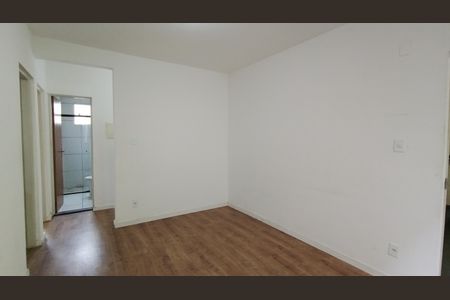 Sala  de apartamento para alugar com 2 quartos, 54m² em Parque Residencial Casa Branca, Suzano