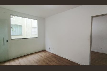 Sala  de apartamento para alugar com 2 quartos, 54m² em Parque Residencial Casa Branca, Suzano