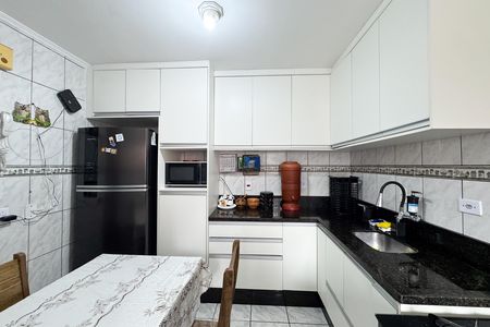 Apartamento à venda com 55m², 2 quartos e 1 vaga Apartamento à venda com 55m², 2 quartos e 1 vagaCozinha