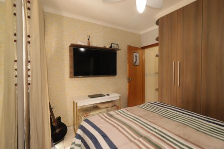 Casa à venda com 165m², 4 quartos e 2 vagasSuíte 2
