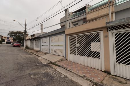 Casa à venda com 165m², 4 quartos e 2 vagasFachada
