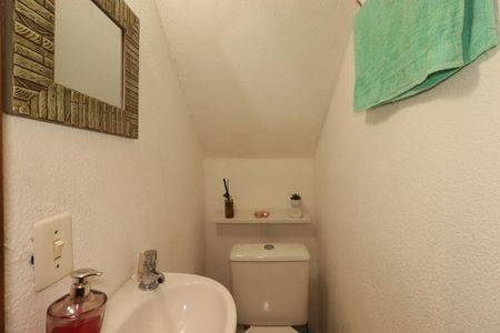 Casa à venda com 165m², 4 quartos e 2 vagasLavabo