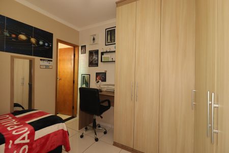 Casa à venda com 165m², 4 quartos e 2 vagasSuíte 1