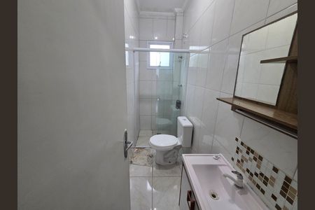 Casa de condomínio para alugar com 52m², 2 quartos e 1 vaga Casa de condomínio para alugar com 52m², 2 quartos e 1 vagaBanheiro