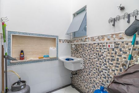Apartamento para alugar com 110m², 2 quartos e 1 vagaÁrea de Serviço