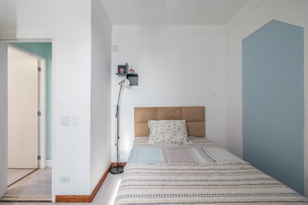 Quarto 1 de apartamento para alugar com 2 quartos, 110m² em Jardim dos Camargos, Barueri