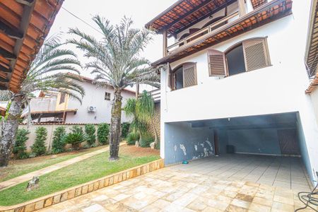 Casa para alugar com 567m², 7 quartos e 3 vagas