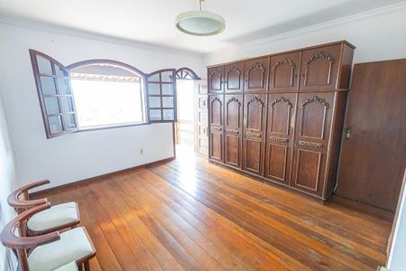 Casa para alugar com 567m², 7 quartos e 3 vagas