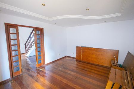 Casa para alugar com 7 quartos, 567m² em Candelária, Belo Horizonte