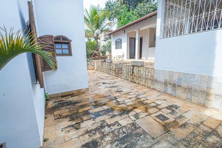 Casa para alugar com 567m², 7 quartos e 3 vagas