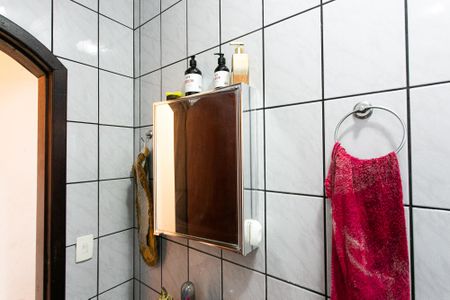 Casa à venda com 350m², 4 quartos e 2 vagas Casa à venda com 350m², 4 quartos e 2 vagasCasa 2 - Banheiro