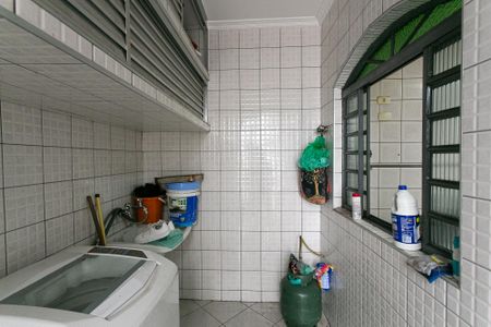 Casa à venda com 350m², 4 quartos e 2 vagas Casa à venda com 350m², 4 quartos e 2 vagasCasa 2 - Área de Serviço