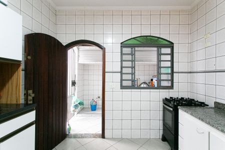 Casa à venda com 350m², 4 quartos e 2 vagas Casa à venda com 350m², 4 quartos e 2 vagasCasa 2 - Cozinha