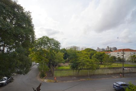 Sala_Vista  de apartamento à venda com 1 quarto, 50m² em Passo D’areia, Porto Alegre