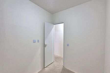 Apartamento à venda com 43m², 2 quartos e 1 vaga Apartamento à venda com 43m², 2 quartos e 1 vagaQuarto 1