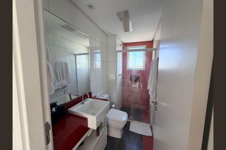 Apartamento à venda com 62m², 2 quartos e 2 vagas Apartamento à venda com 62m², 2 quartos e 2 vagasBanheiro