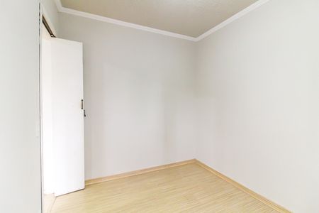 Quarto 1 de apartamento para alugar com 2 quartos, 43m² em Jardim Casa Pintada, São Paulo