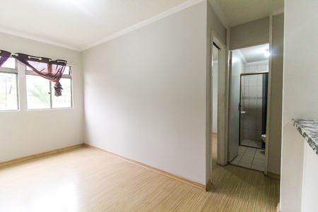 Sala de apartamento para alugar com 2 quartos, 43m² em Jardim Casa Pintada, São Paulo