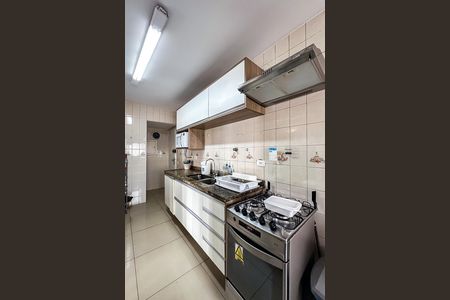 Apartamento à venda com 115m², 3 quartos e 3 vagas Apartamento à venda com 115m², 3 quartos e 3 vagasCozinha
