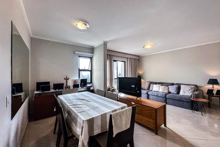 Apartamento à venda com 115m², 3 quartos e 3 vagas Apartamento à venda com 115m², 3 quartos e 3 vagasSala de Jantar