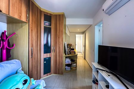 Apartamento à venda com 115m², 3 quartos e 3 vagas Apartamento à venda com 115m², 3 quartos e 3 vagasSuíte