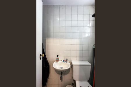 Apartamento à venda com 115m², 3 quartos e 3 vagas Apartamento à venda com 115m², 3 quartos e 3 vagasBanheiro de serviço