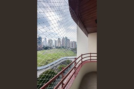 Apartamento à venda com 115m², 3 quartos e 3 vagas Apartamento à venda com 115m², 3 quartos e 3 vagasVaranda da Sala