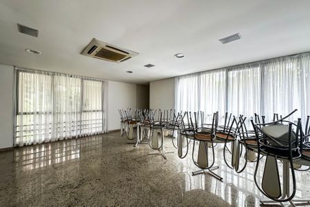 Apartamento à venda com 115m², 3 quartos e 3 vagas Apartamento à venda com 115m², 3 quartos e 3 vagasSalão de Festas