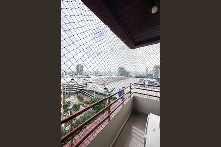 Apartamento à venda com 115m², 3 quartos e 3 vagas Apartamento à venda com 115m², 3 quartos e 3 vagasVaranda do Quarto