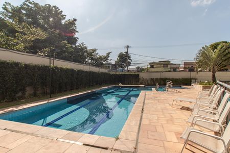 Apartamento à venda com 47m², 2 quartos e 1 vaga Apartamento à venda com 47m², 2 quartos e 1 vagaÁrea comum - Piscina