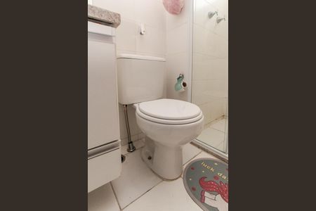 Apartamento à venda com 47m², 2 quartos e 1 vaga Apartamento à venda com 47m², 2 quartos e 1 vagaBanheiro