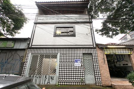 Casa para alugar com 150m², 2 quartos e 1 vaga Casa para alugar com 150m², 2 quartos e 1 vagaFachada - placa YIXW-162