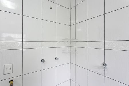 Casa para alugar com 150m², 2 quartos e 1 vaga Casa para alugar com 150m², 2 quartos e 1 vagaBanheiro da Suíte