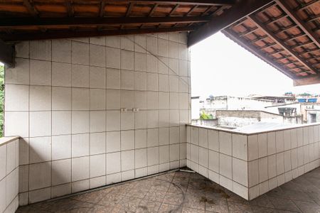 Casa para alugar com 150m², 2 quartos e 1 vaga Casa para alugar com 150m², 2 quartos e 1 vagaTerraço