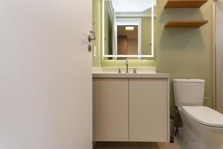 Apartamento à venda com 62m², 2 quartos e 1 vagaBanheiro do quarto 1 Suíte