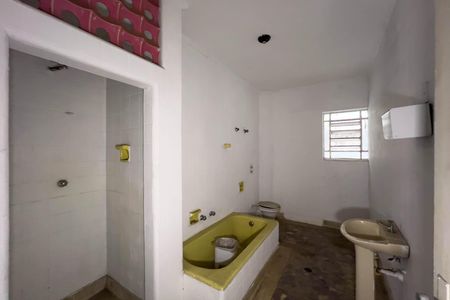 Casa para alugar com 350m², 7 quartos e 2 vagas Casa para alugar com 350m², 7 quartos e 2 vagasCasa 2 - Banheiro