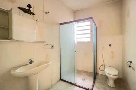 Casa para alugar com 350m², 7 quartos e 2 vagas Casa para alugar com 350m², 7 quartos e 2 vagasBanheiro da Suíte