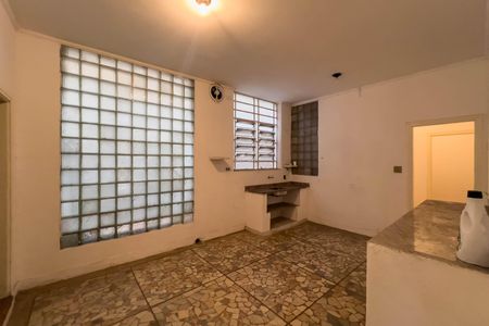 Casa para alugar com 350m², 7 quartos e 2 vagas Casa para alugar com 350m², 7 quartos e 2 vagasCasa 2 - cozinha