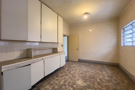 Casa para alugar com 350m², 7 quartos e 2 vagas Casa para alugar com 350m², 7 quartos e 2 vagasCozinha