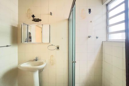 Casa para alugar com 350m², 7 quartos e 2 vagas Casa para alugar com 350m², 7 quartos e 2 vagasBanheiro da Suíte