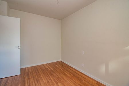 Quarto 2 de apartamento para alugar com 2 quartos, 65m² em Parque Santa Fé, Porto Alegre
