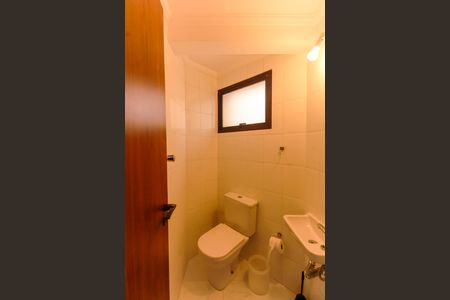 Apartamento para alugar com 112m², 3 quartos e sem vaga Apartamento para alugar com 112m², 3 quartos e sem vagaBanheiro de serviço
