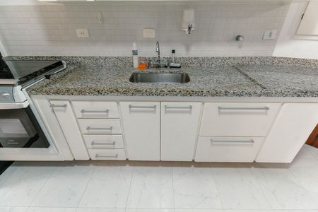 Apartamento para alugar com 112m², 3 quartos e sem vaga Apartamento para alugar com 112m², 3 quartos e sem vagaCozinha