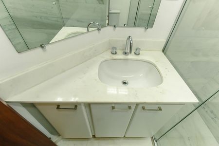 Apartamento para alugar com 112m², 3 quartos e sem vaga Apartamento para alugar com 112m², 3 quartos e sem vagaBanheiro da Suíte 2