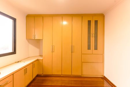 Apartamento para alugar com 112m², 3 quartos e sem vaga Apartamento para alugar com 112m², 3 quartos e sem vagaQuarto 2 - Suíte