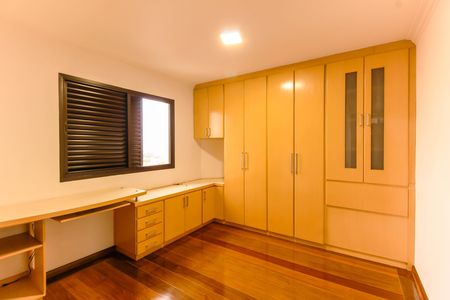 Apartamento para alugar com 112m², 3 quartos e sem vaga Apartamento para alugar com 112m², 3 quartos e sem vagaQuarto 2 - Suíte