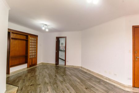 Apartamento para alugar com 112m², 3 quartos e sem vaga Apartamento para alugar com 112m², 3 quartos e sem vagaSala